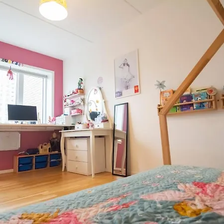 Waterfront 2br Amager I 2 Min From Metro * København