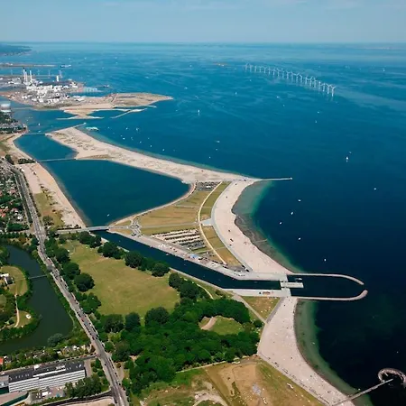 Waterfront 2br Amager I 2 Min From Metro Lejlighed København
