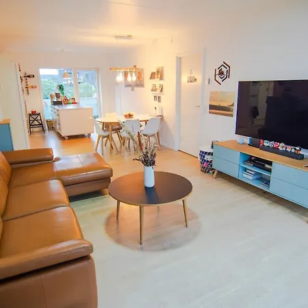 Waterfront 2br Amager I 2 Min From Metro דירה *